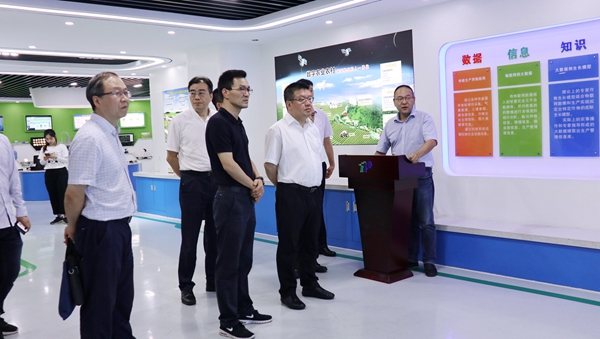 浙江省農業農村廳黨組書記、廳長王通林一行蒞臨托普云農調研