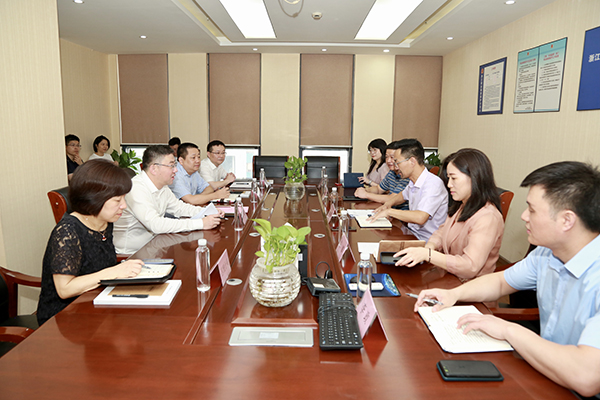 馮晶副書記一行與陳渝陽董事長舉行座談交流會(huì)